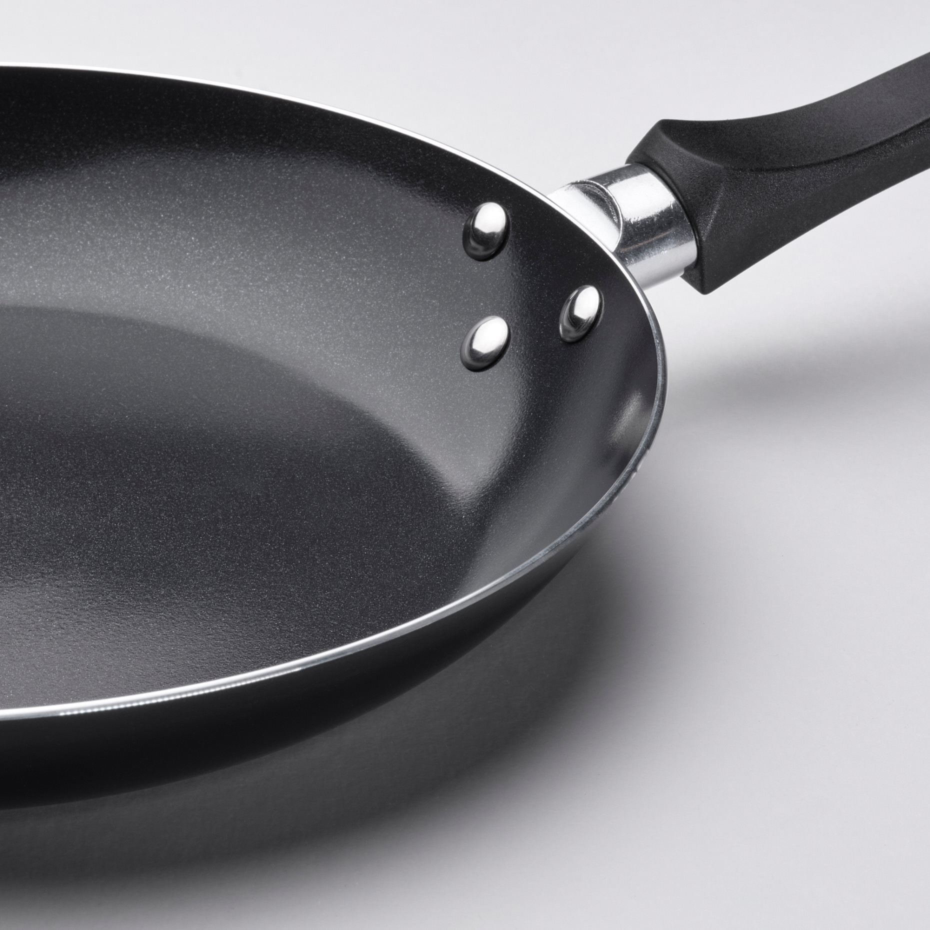 TAGGHAJ, frying pan with non-stick coating, 24 cm, 405.811.53