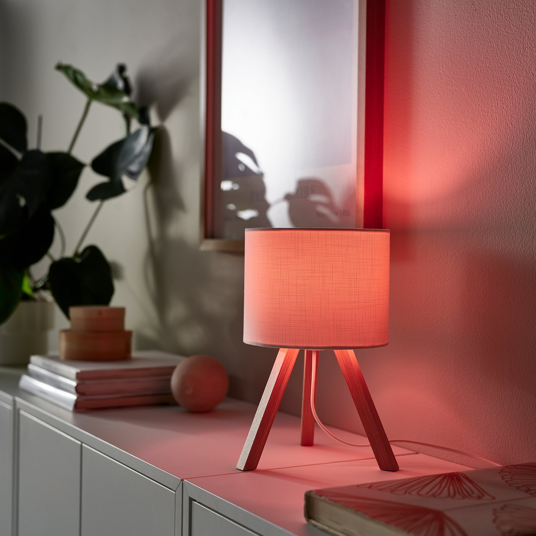 KAJPLATS, έξυπνος λαμπτήρας LED E14 806 lumen, 45 mm, 406.085.72