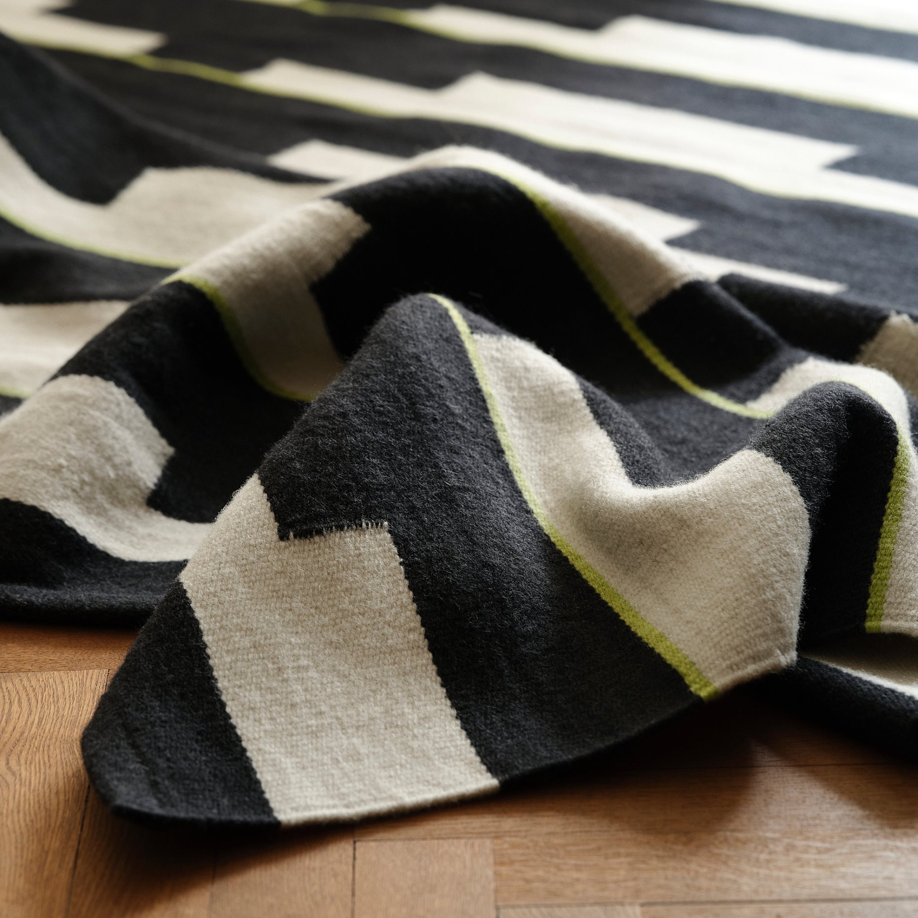 STOCKHOLM 2025, rug flatwoven/handwoven, 240x350 cm, 505.938.10