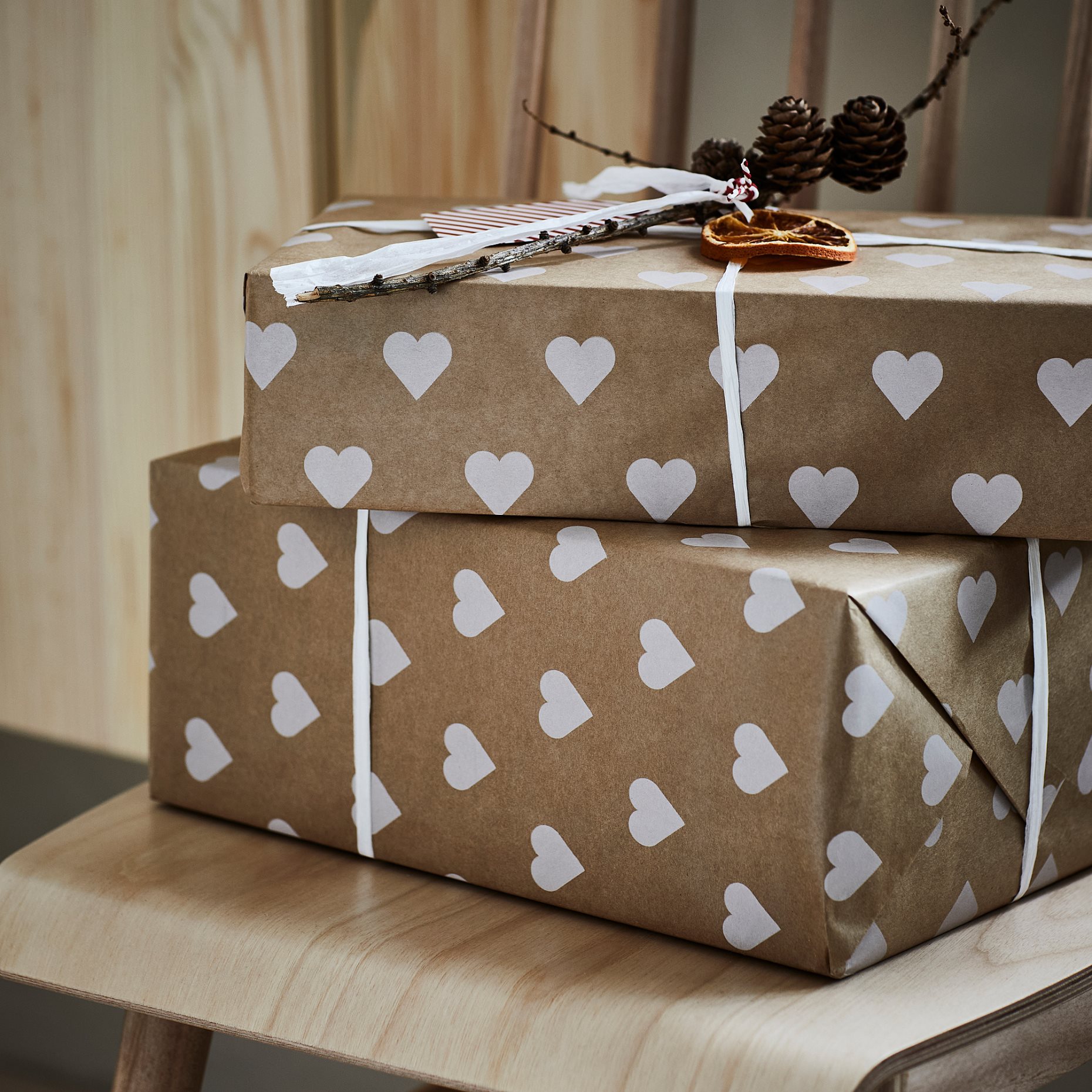 VINTERFINT, gift wrap roll, 3x0.7 m/2.10 m², 506.027.77