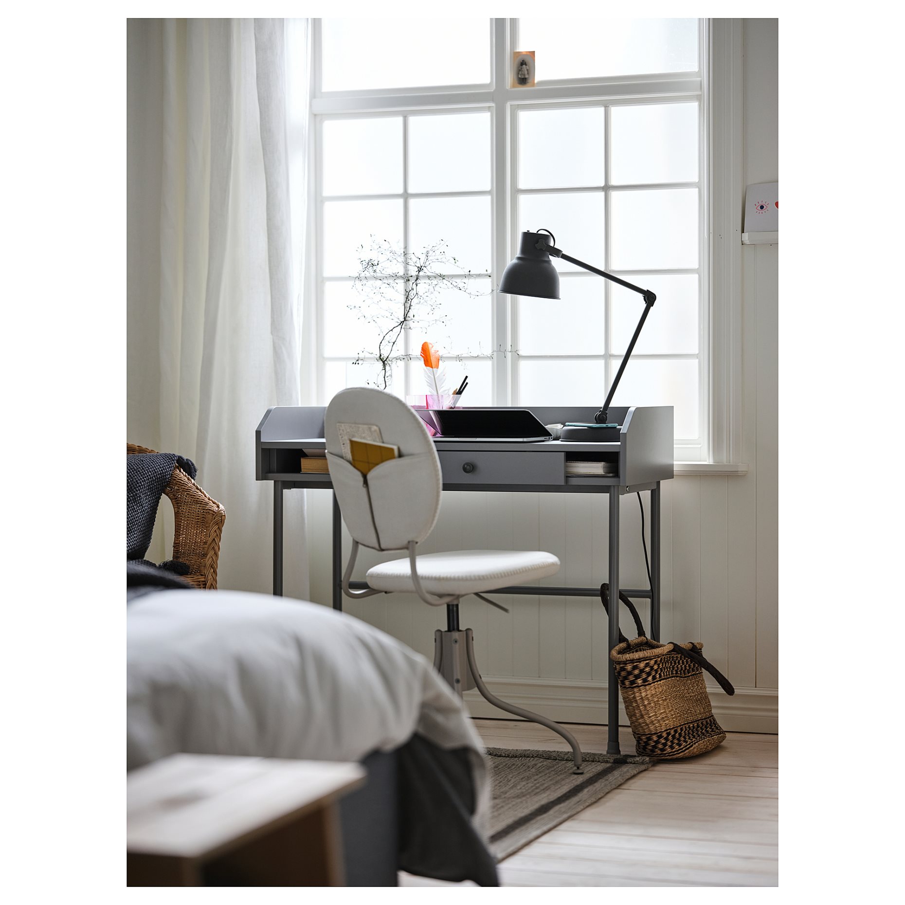 HAUGA, desk, 100x84 cm, 604.776.74