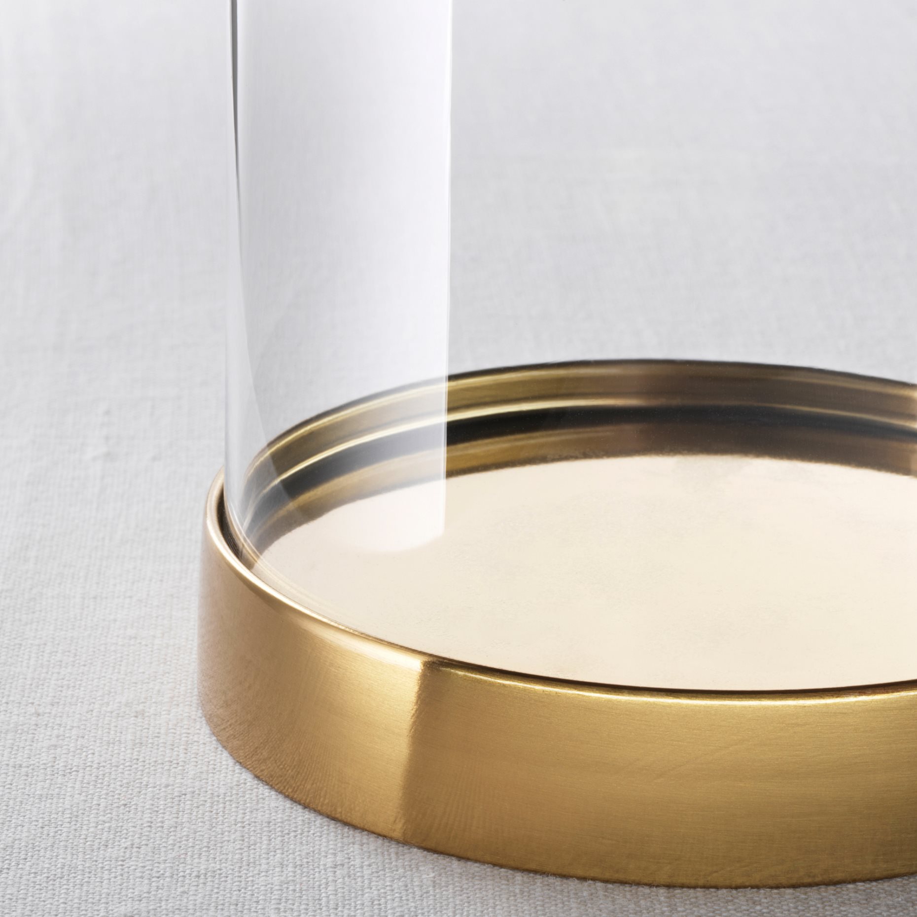 BEGÅVNING, γυάλινος θόλος με βάση, 703.439.38