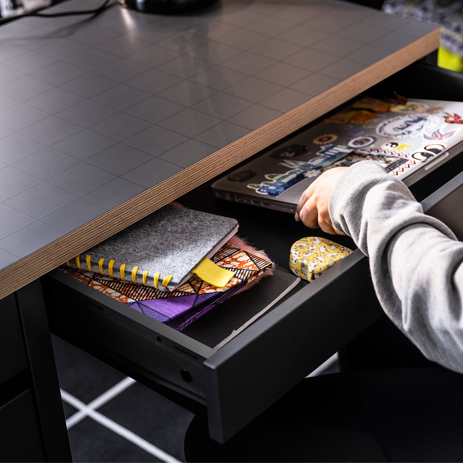 MICKE, γραφείο, 105x50 cm, 804.898.50