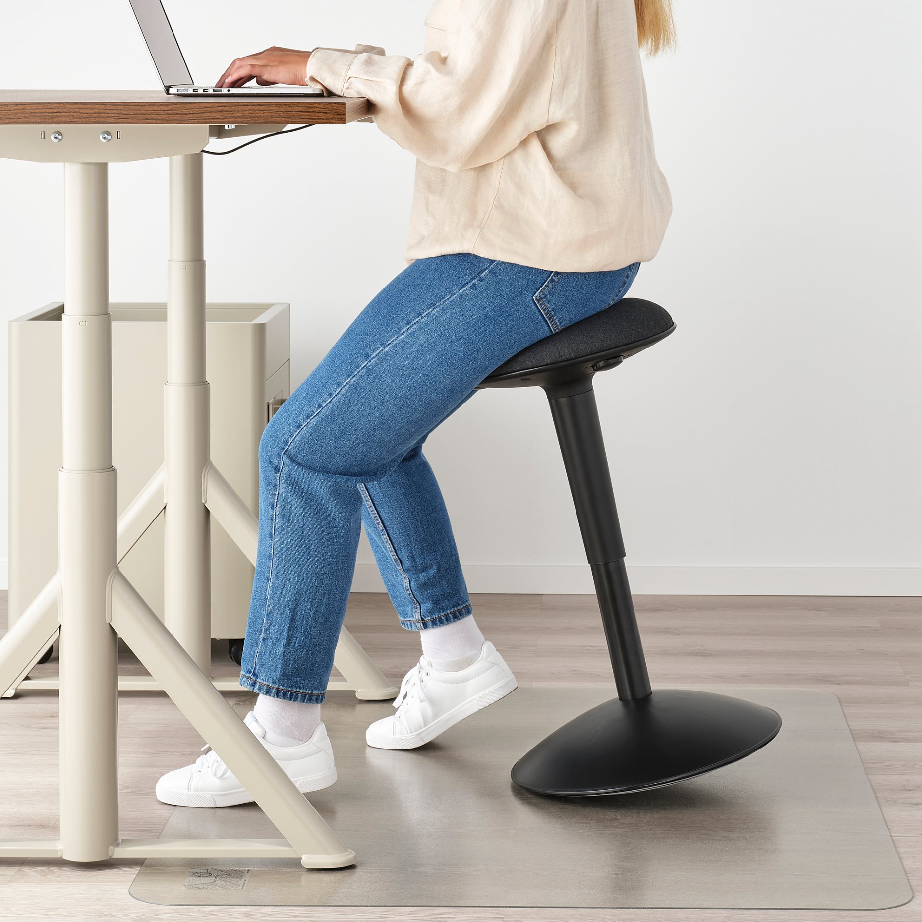 NILSERIK, standing support, 904.918.95