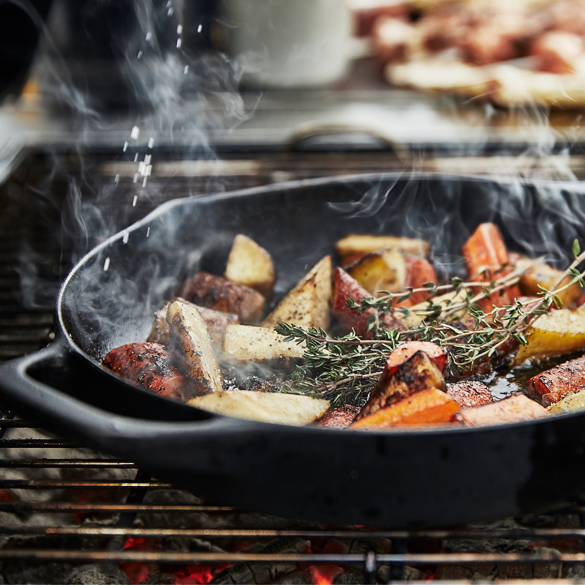 GRILLSKÄR, ψησταριά κάρβουνου με 2 βοηθητικά τραπέζια/εξωτερικού χώρου, 99/123/147x61 cm, 994.952.24