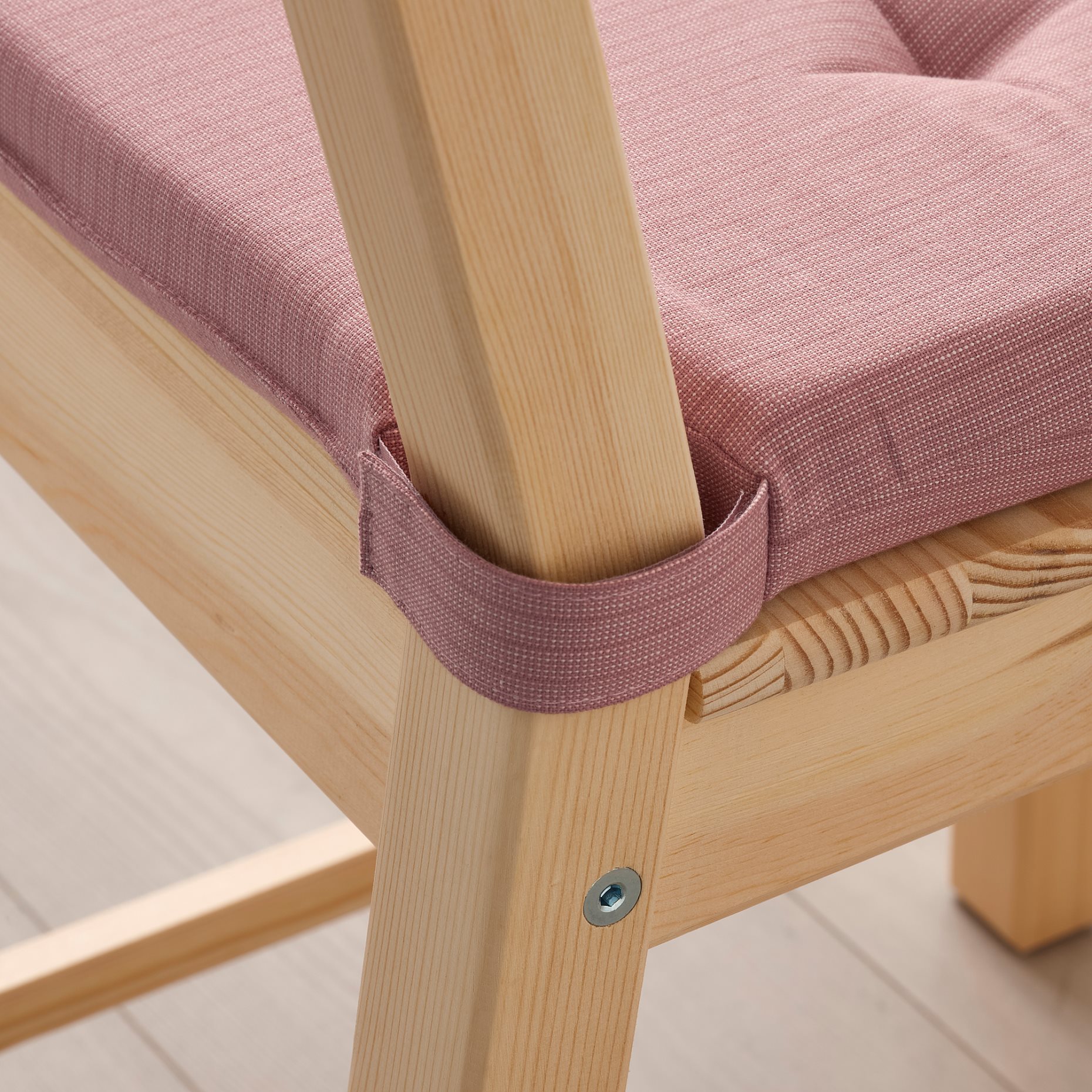 JUSTINA, chair pad, 42/35x40x4 cm, 204.912.43