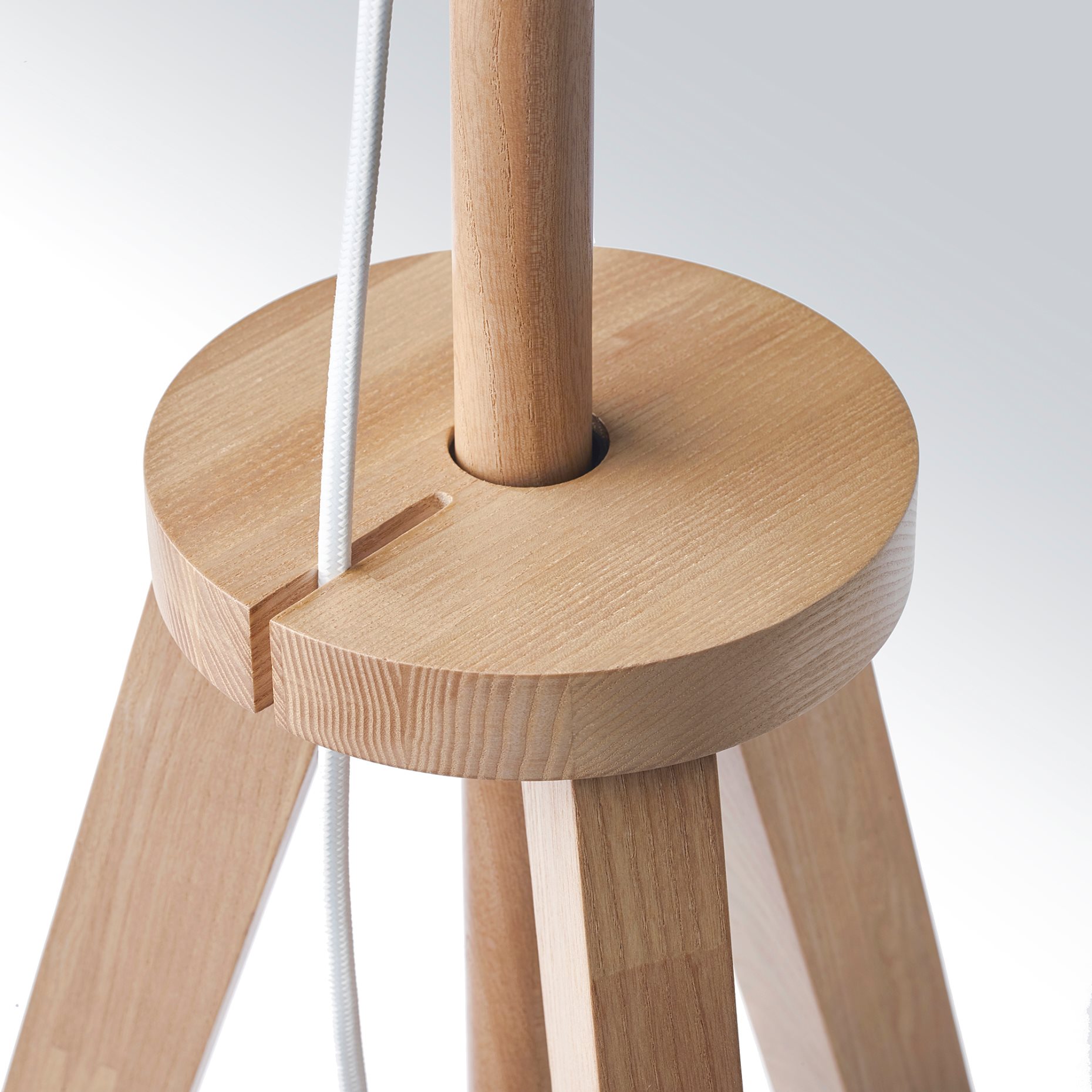 LAUTERS, φωτιστικό δαπέδου, 304.050.42