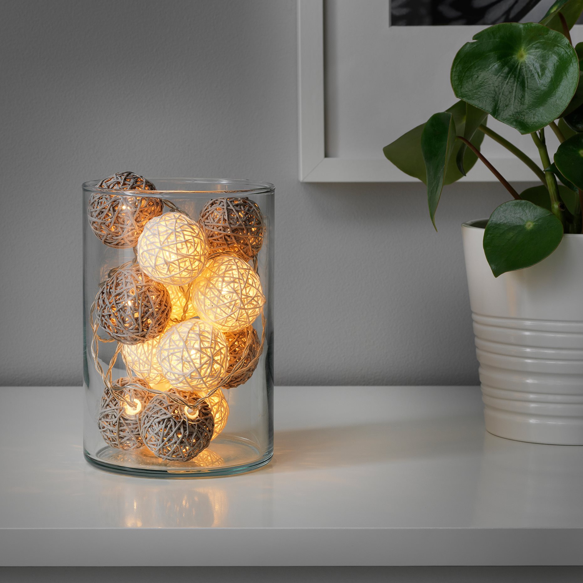 LIVSÅR, LED lighting chain with 12 lights indoor/battery-operated, 504.213.57