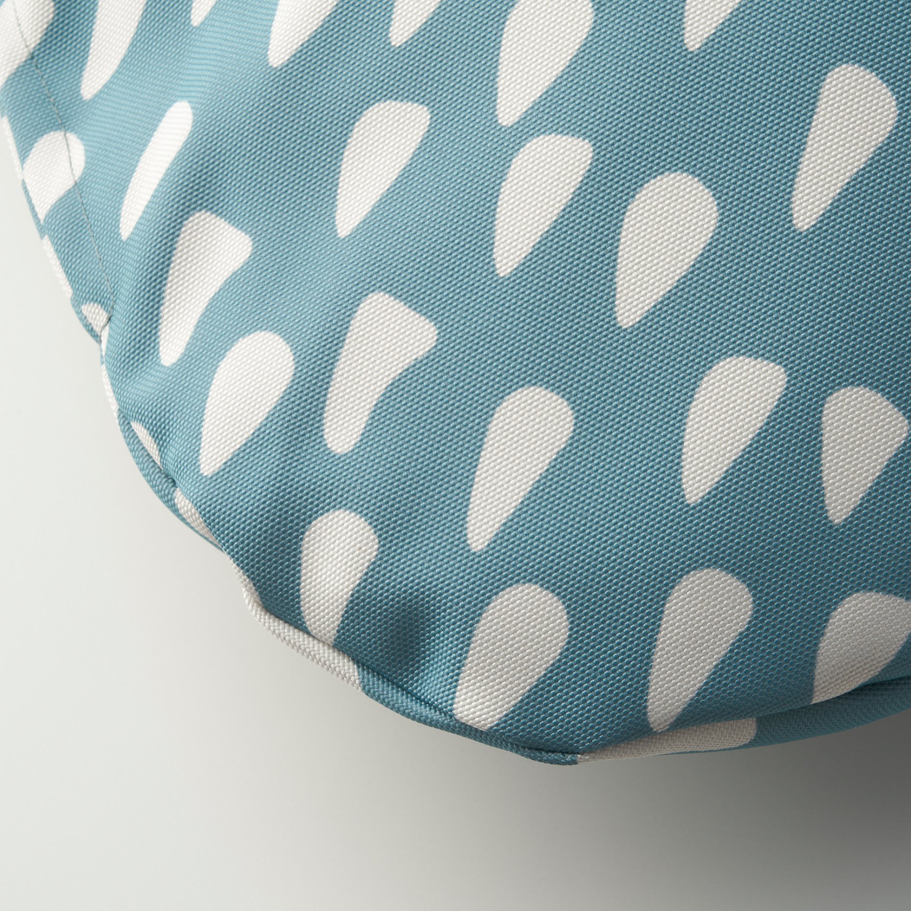 UTSADD, pet cushion, 64x102 cm, 505.677.50