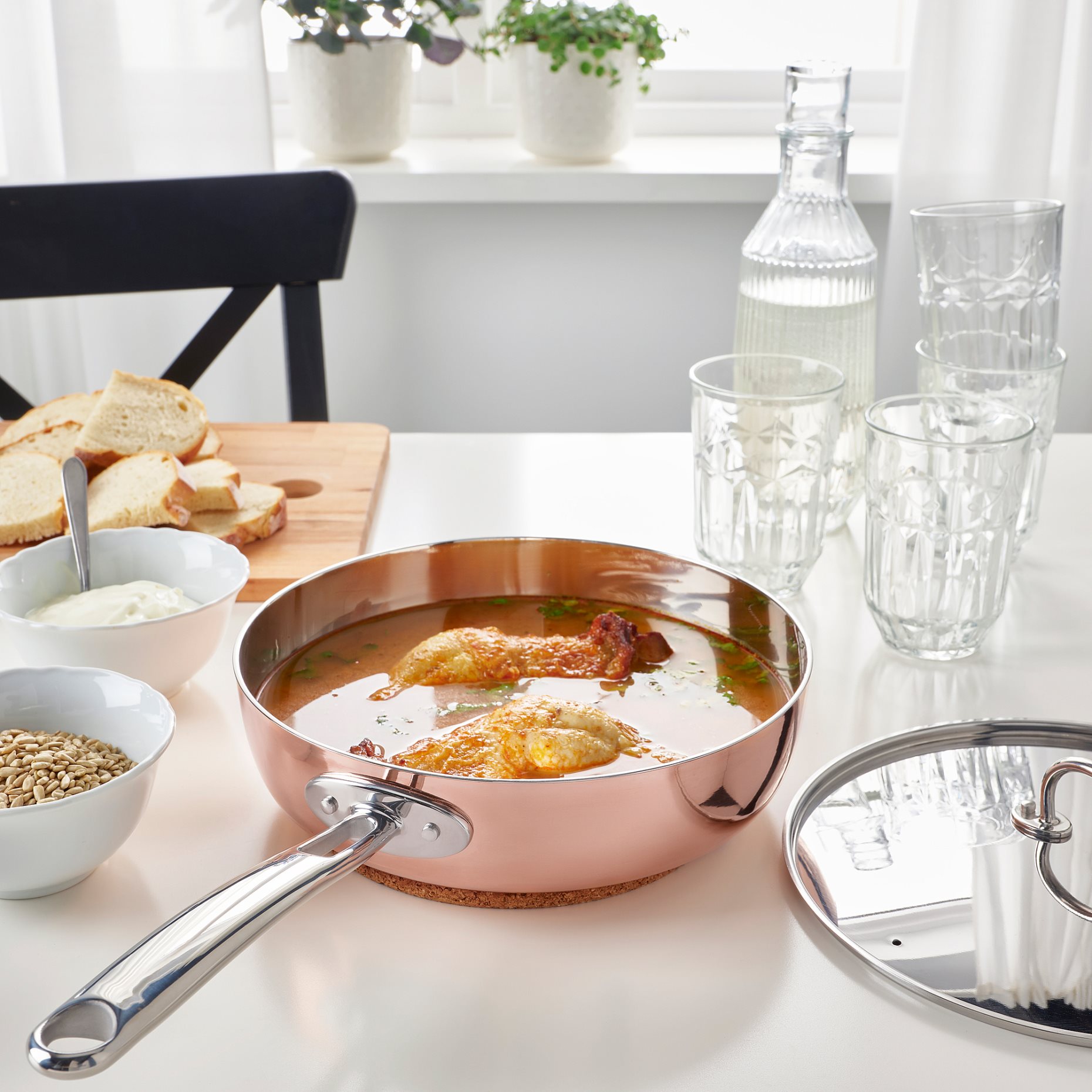 FINMAT, saute pan with lid, 25 cm, 605.175.71