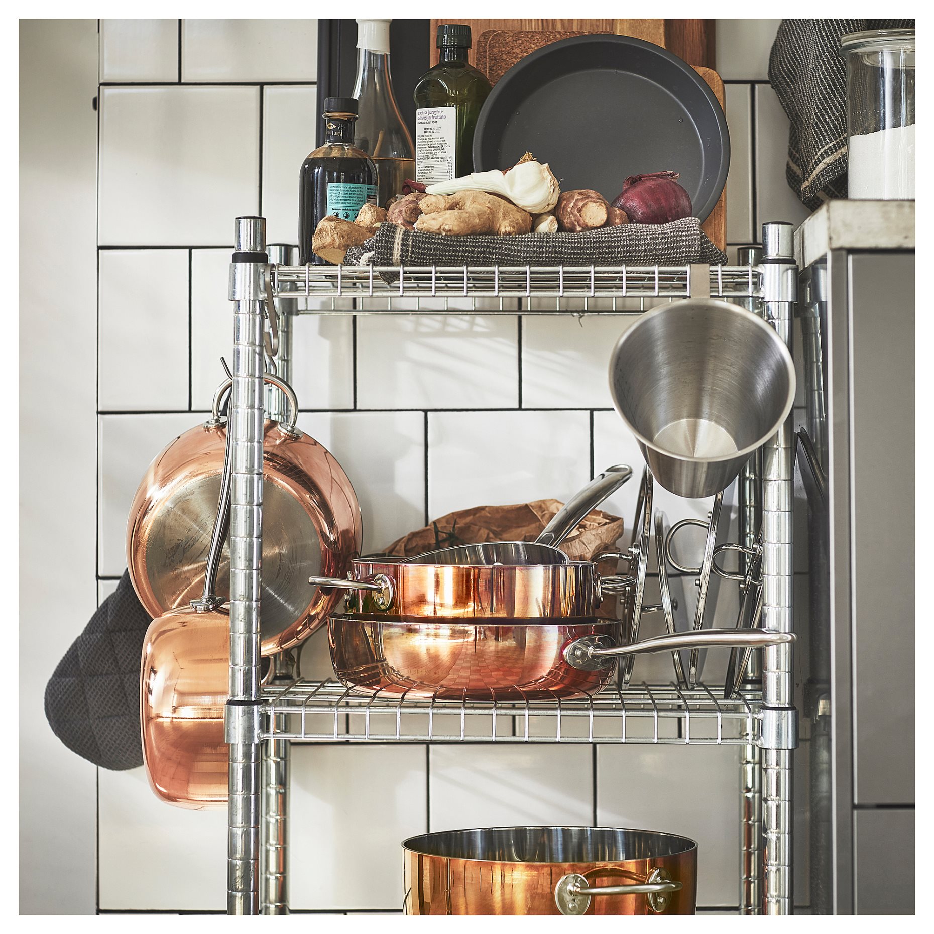 FINMAT, saute pan with lid, 25 cm, 605.175.71