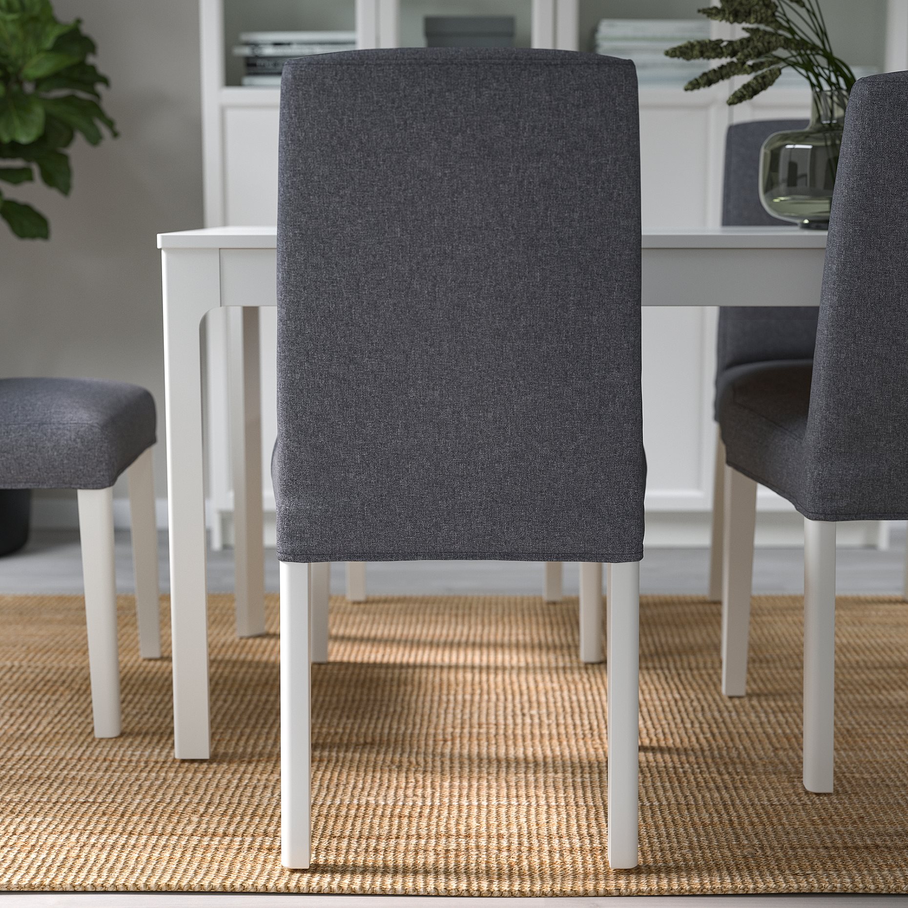 BERGMUND, chair, 793.846.32