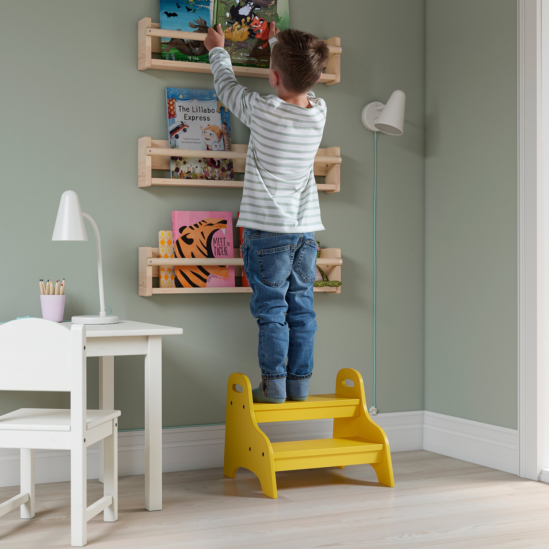 TROGEN, children`s step stool, 803.715.20