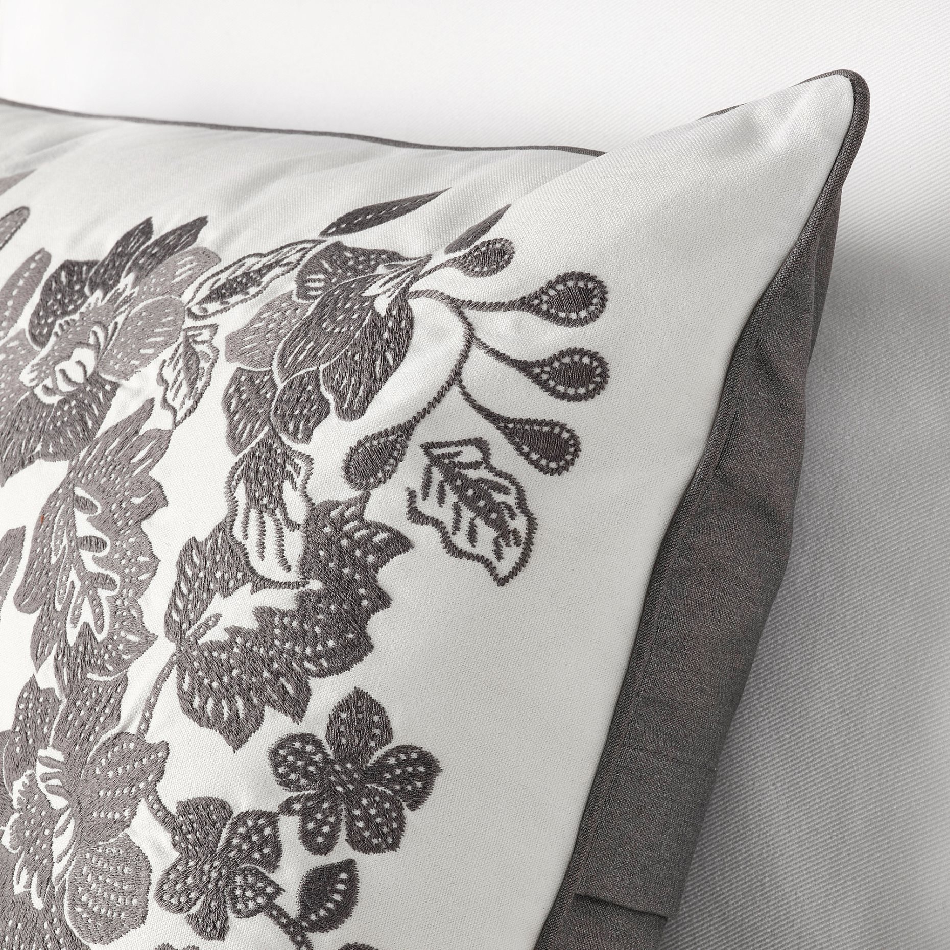 SKUGGNÄVA, cushion, 40x58 cm, 905.177.82