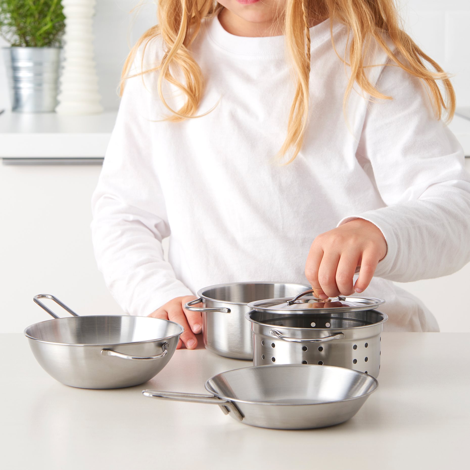 DUKTIG, 5-piece toy cookware set, 001.301.67