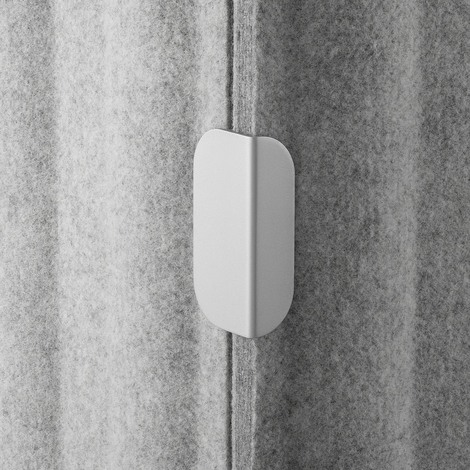 EILIF, screen for desk, 004.669.37