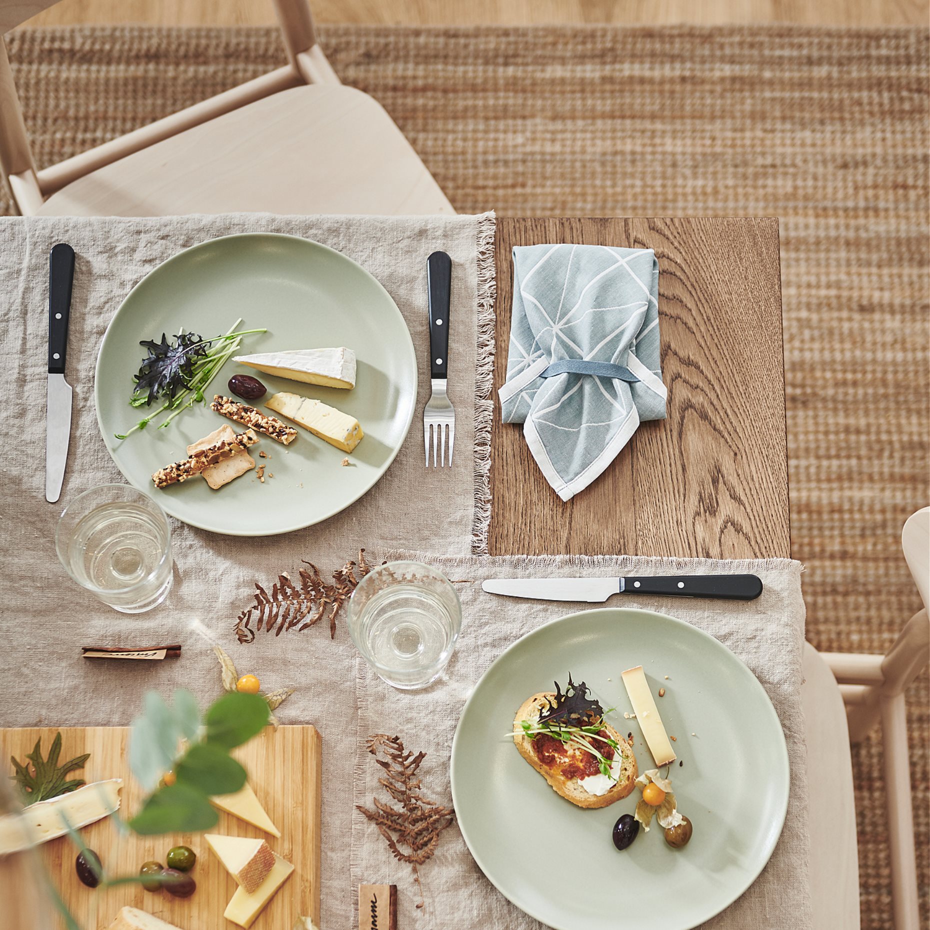 FÄRGKLAR, 18-piece service/matt, 005.647.06