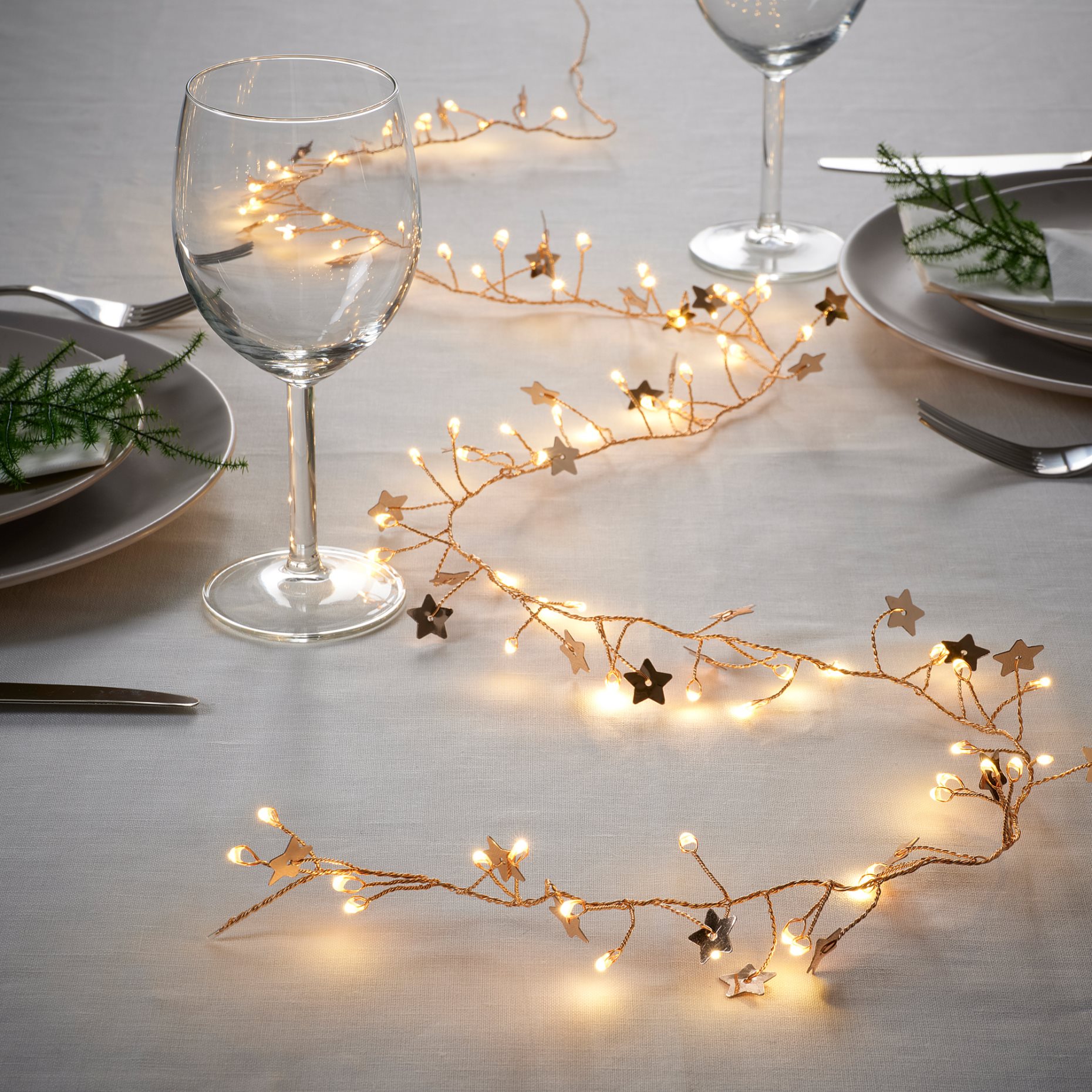 STRÅLA, chain with built-in LED light source/80 lights/battery-operated mini/star, 005.824.56