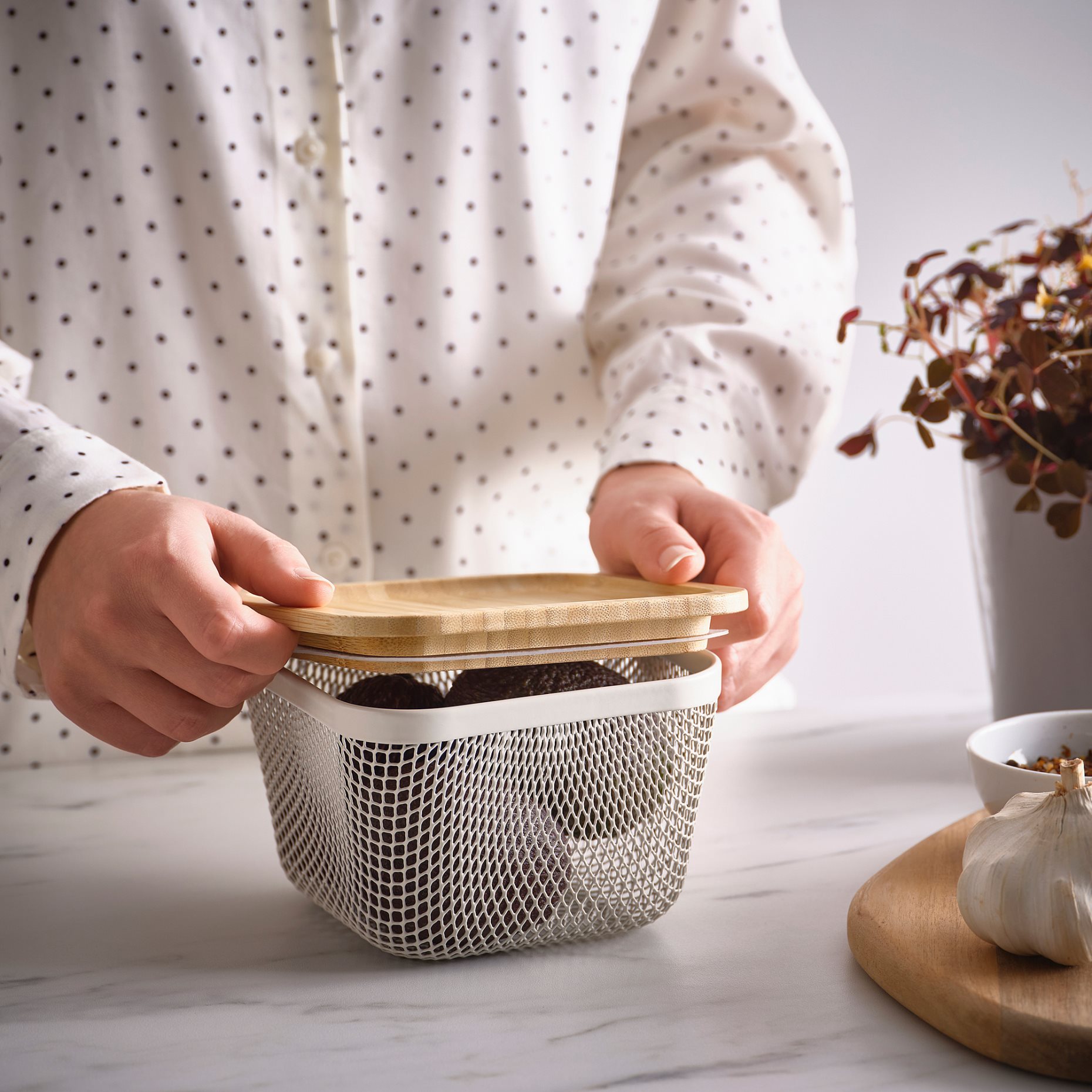 IKEA 365+, τετράγωνο μεταλλικό καλάθι τροφίμων με καπάκι, 15x15x11 cm, 195.808.72