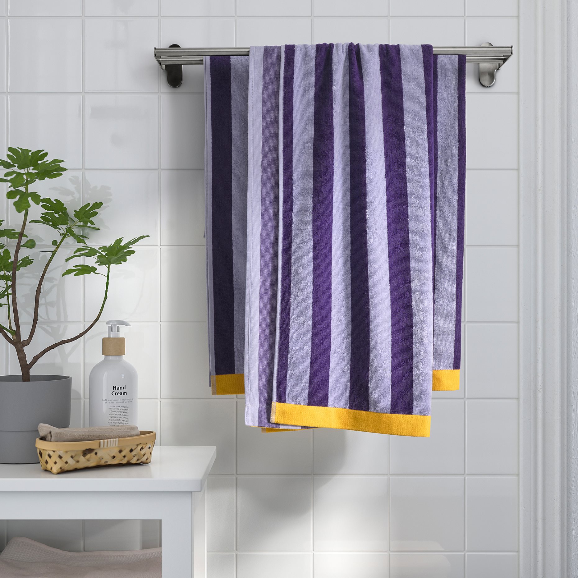 ENSKOTTMAL, πετσέτα μπάνιου/ριγέ, 70x140 cm, 405.469.23