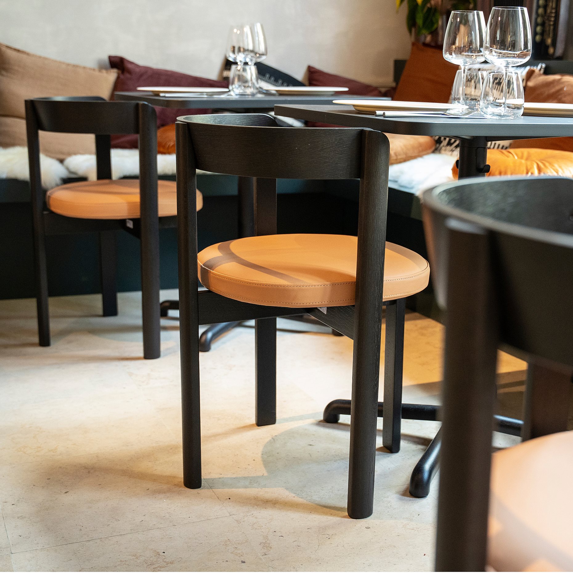 STOCKHOLM 2025, chair, 405.909.54