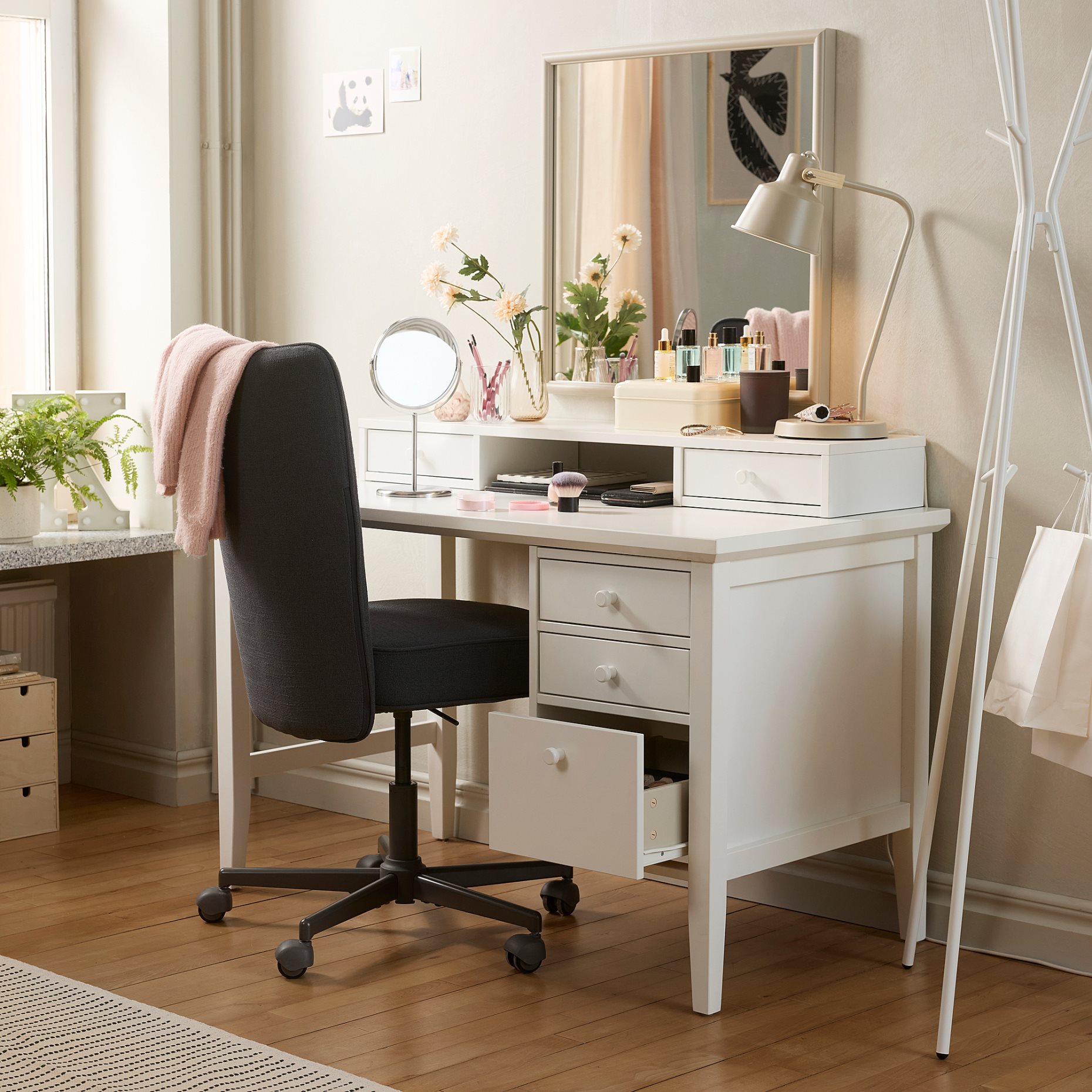 BRYTNING, swivel chair, 506.440.65