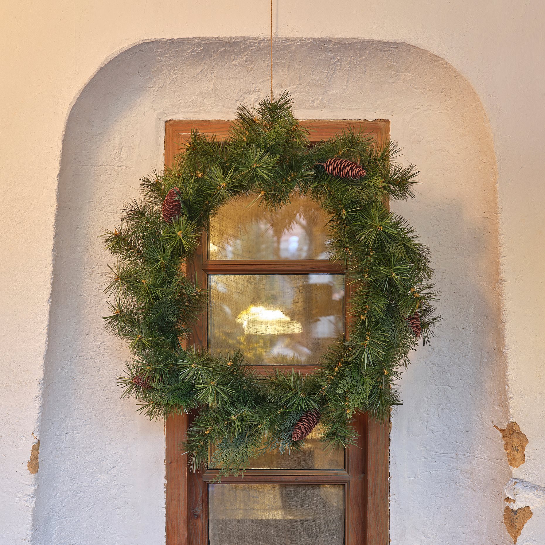 VINTERFINT, artificial wreath/in/outdoor/pine cone, 60 cm, 705.621.34