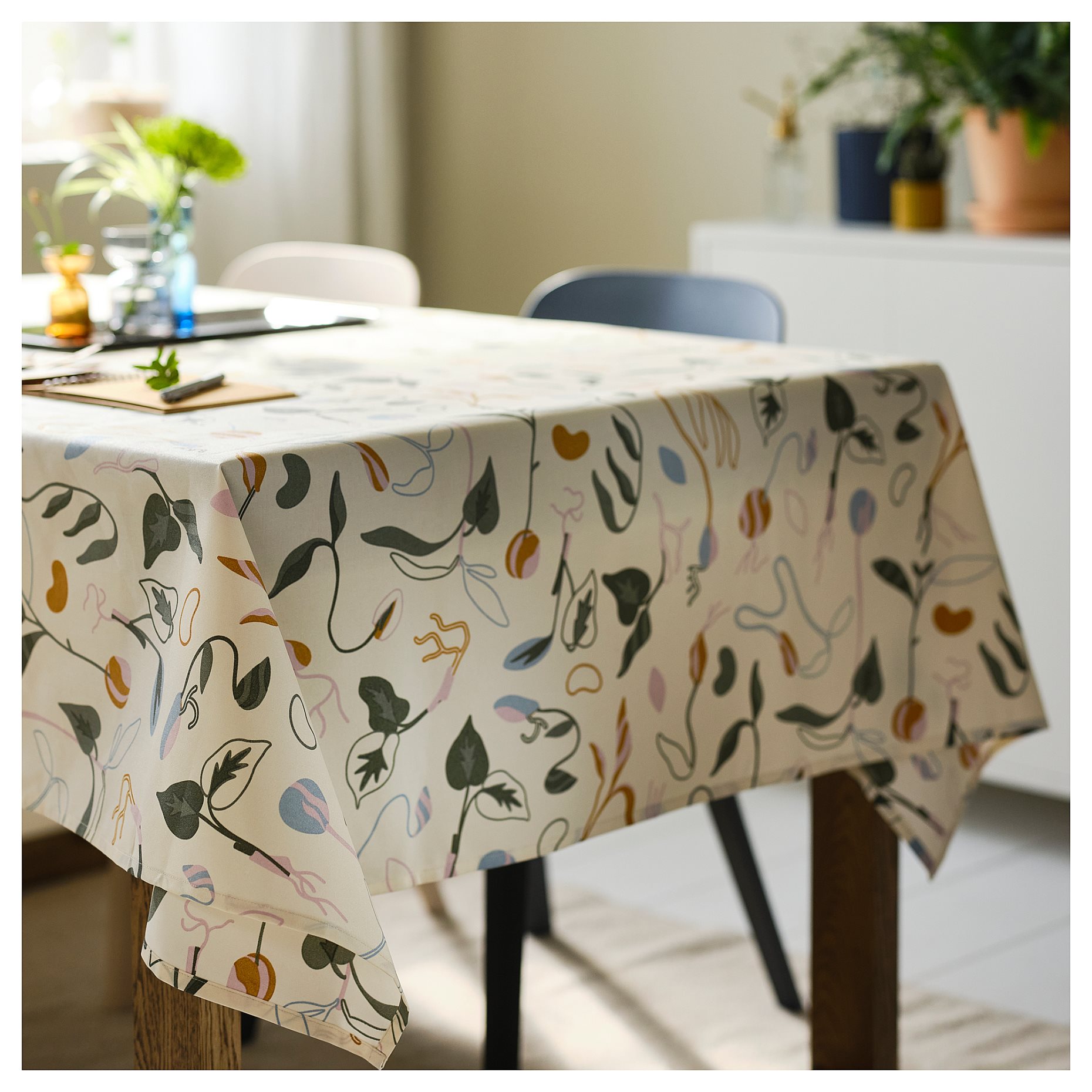 DAKSJUS, tablecloth/wipeable, 145x240 cm, 705.670.42