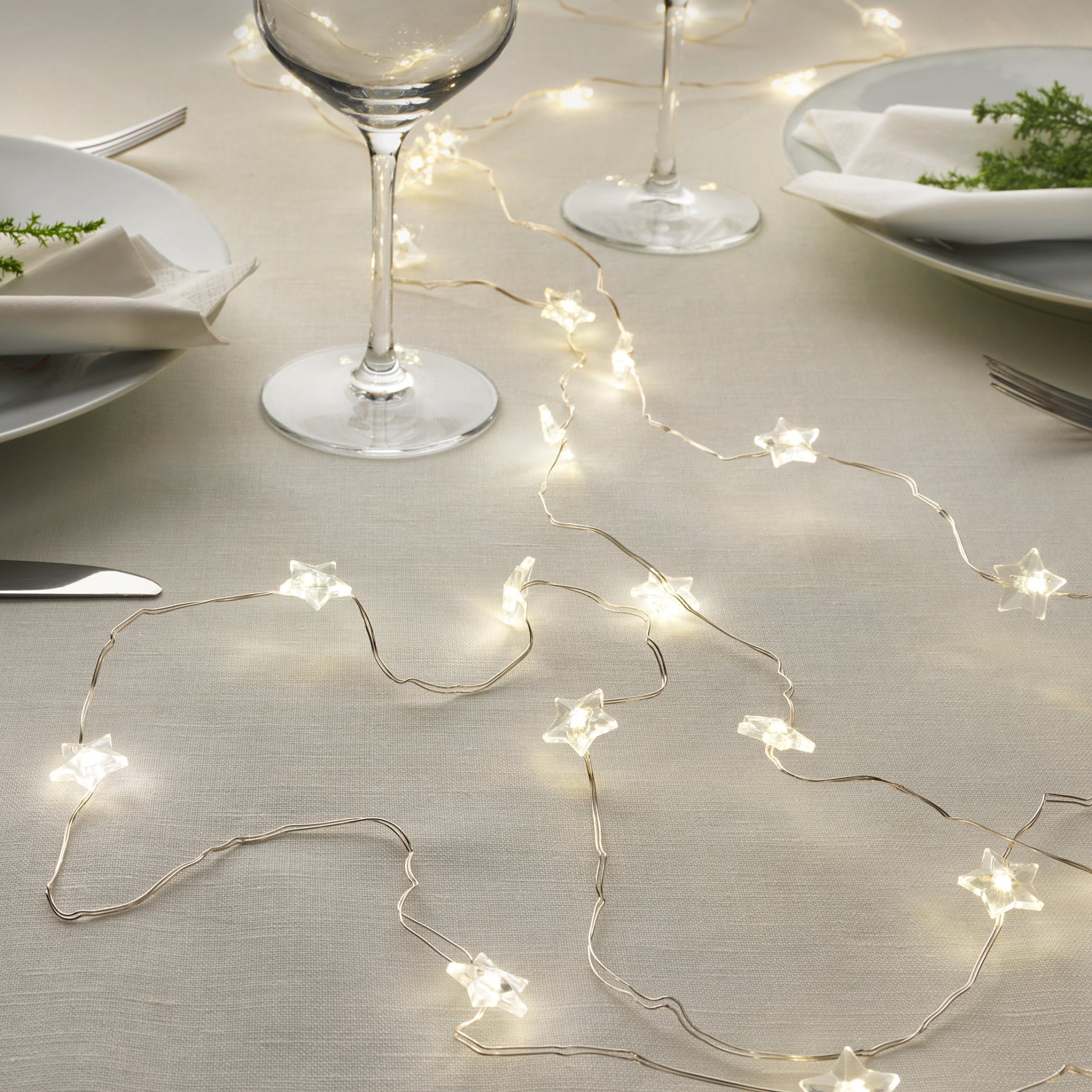 FRÖJDA, chain with built-in LED light source/40 lights/battery-operated mini/star, 705.821.51