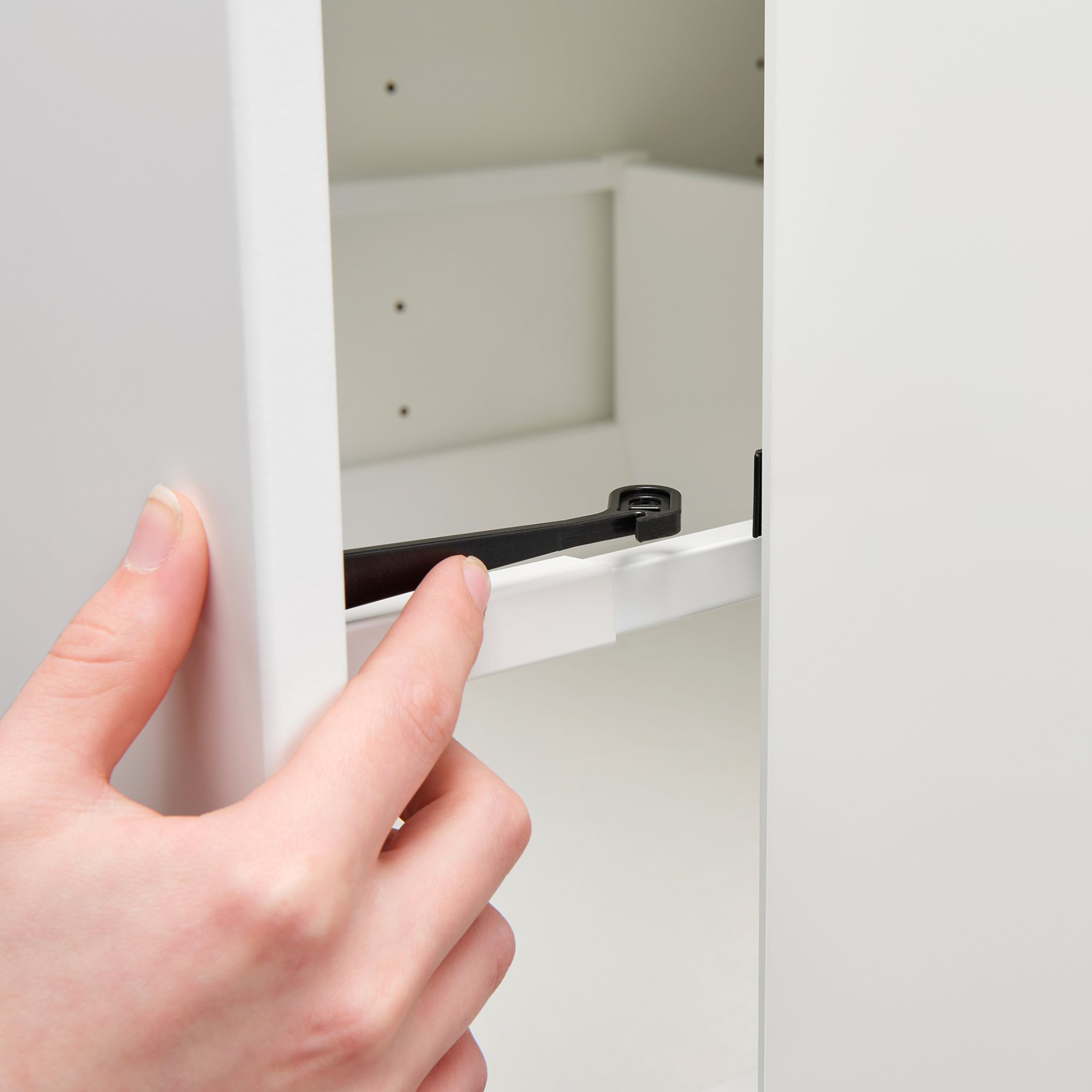 UTRUSTA, lock for kitchen drawers/cabinets, 804.536.10