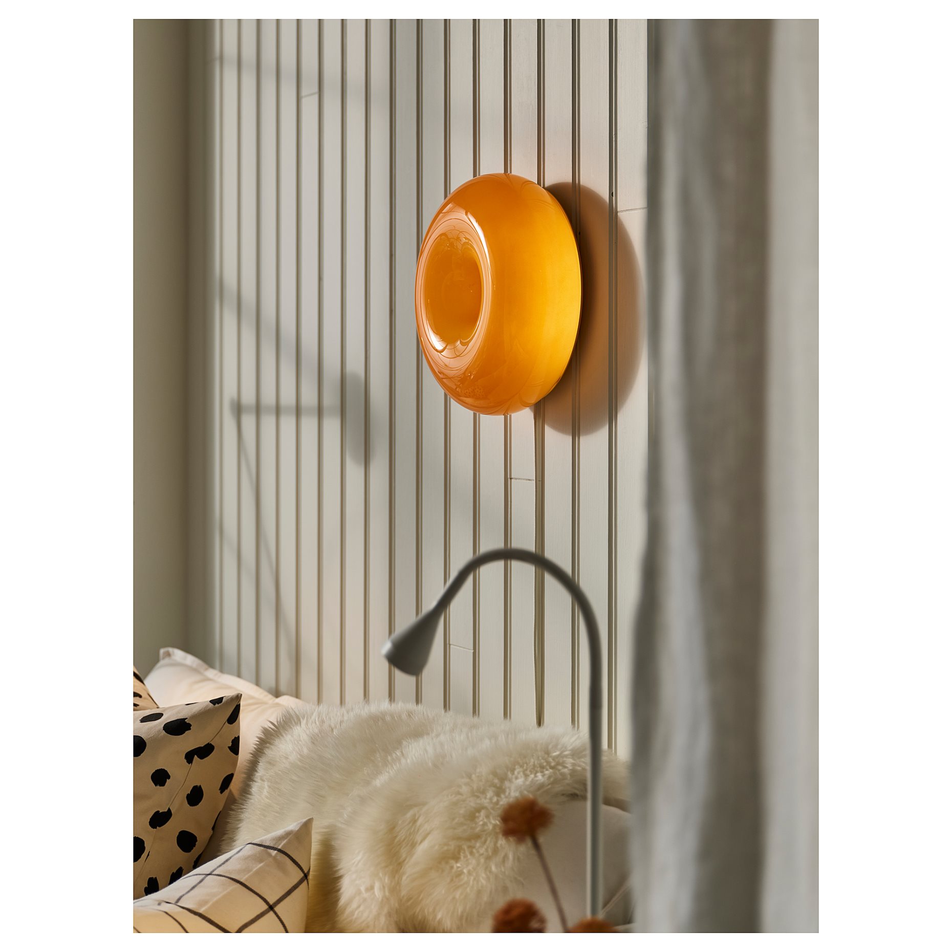 VARMBLIXT, table/wall lamp with built-in LED light source/glass/round, 804.991.99