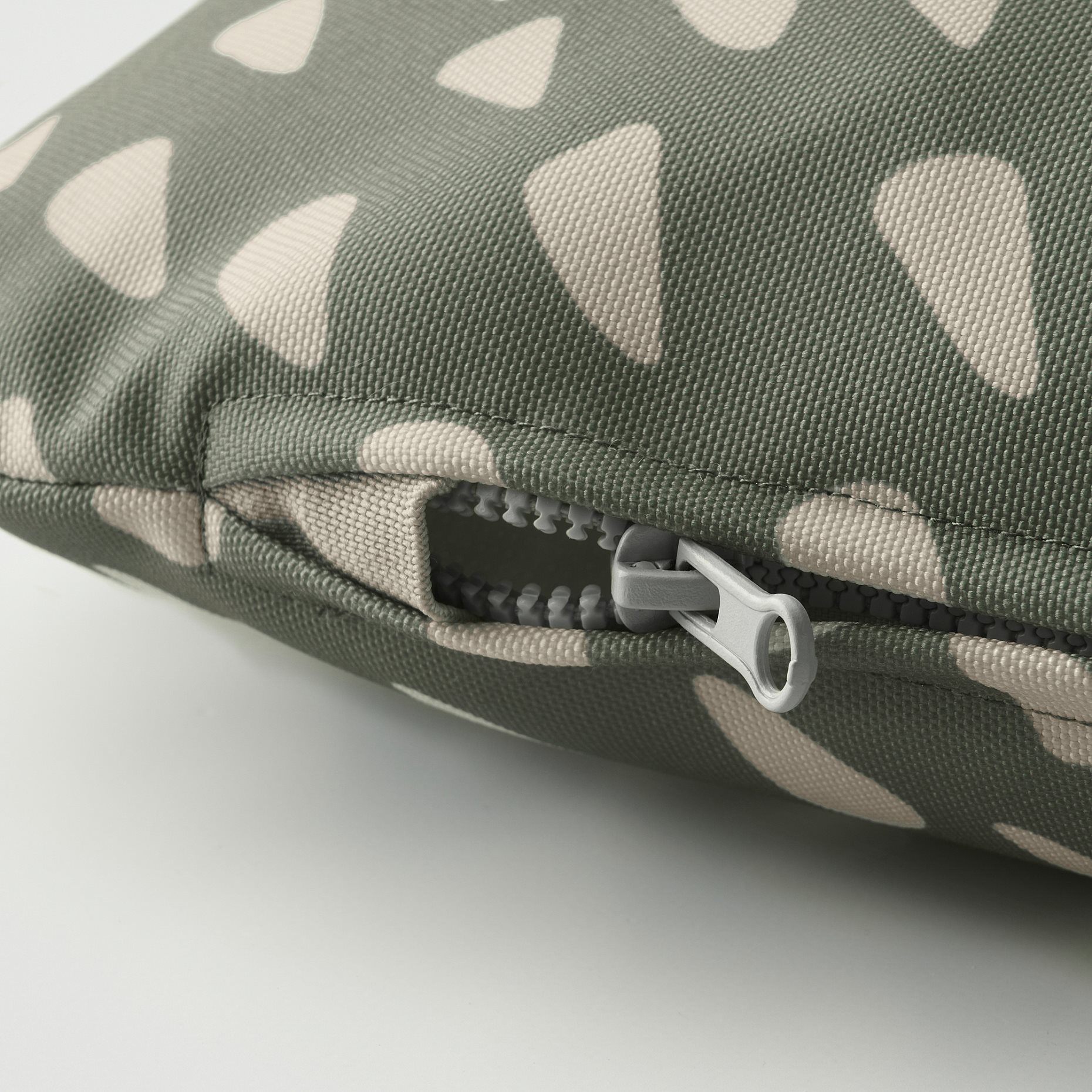 UTSADD, pet cushion, 64x102 cm, 806.236.79
