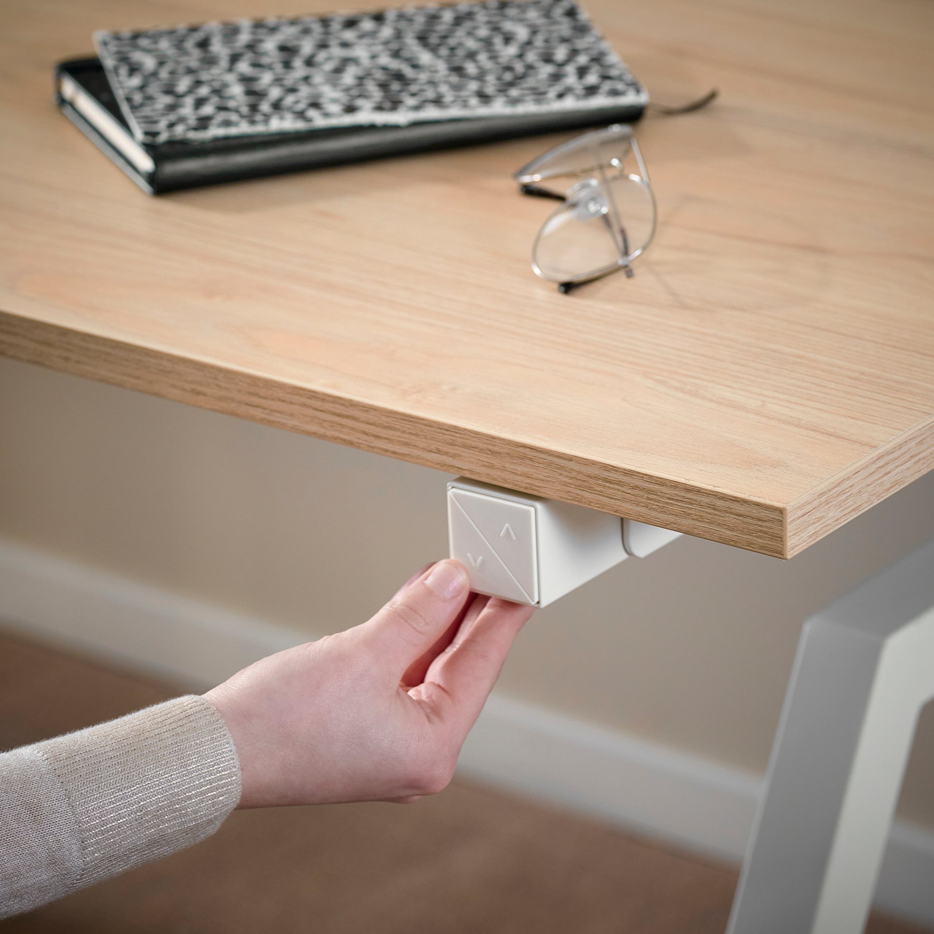 TROTTEN, desk sit/stand/electric, 160x80 cm, 896.219.06