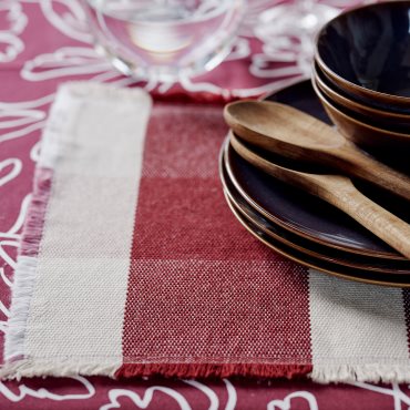 MÅBÄRSBUSKE, place mat, 45x35 cm, 306.319.31