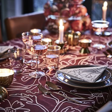 HOSTAGILLE, tablecloth, 145x240 cm, 306.399.70