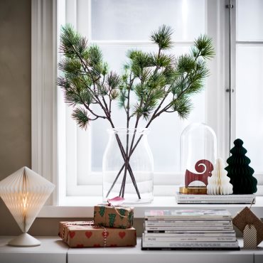 VINTERFINT, τεχνητό κλαδί εσωτερικού/εξωτερικού χώρου/πεύκο, 70 cm, 006.066.07