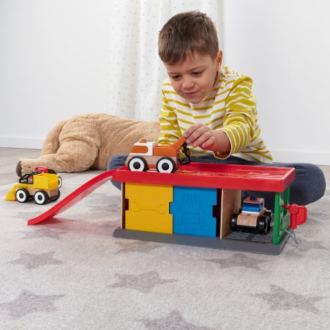 LILLABO, garage with tow truck, 201.714.73 - IKEA Greece LILLABO, garage with tow truck, 201.714.73