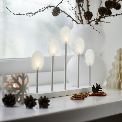 STRÅLA, candelabra with built in LED light source, lollipops battery-operated/white, 206.066.49