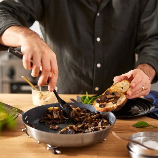 HEMKOMST, frying pan/non-stick coating, 24 cm, 805.800.95