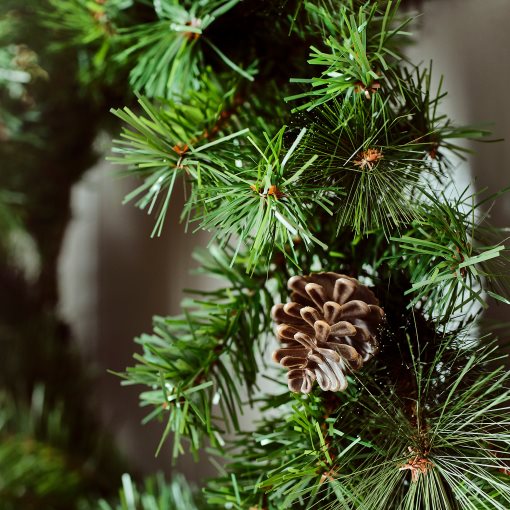VINTERFINT, artificial wreath In/outdoor pine cone, 45 cm, 506.065.58