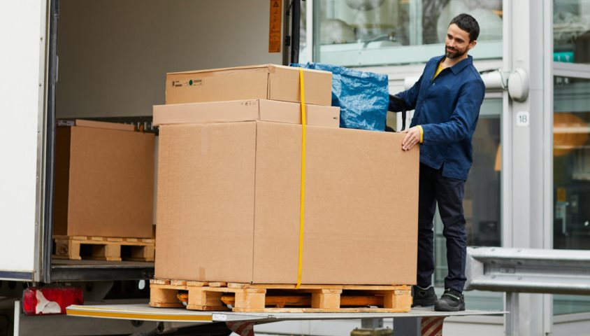 Free Delivery in Greece for online orders over 300€ at IKEA.gr.