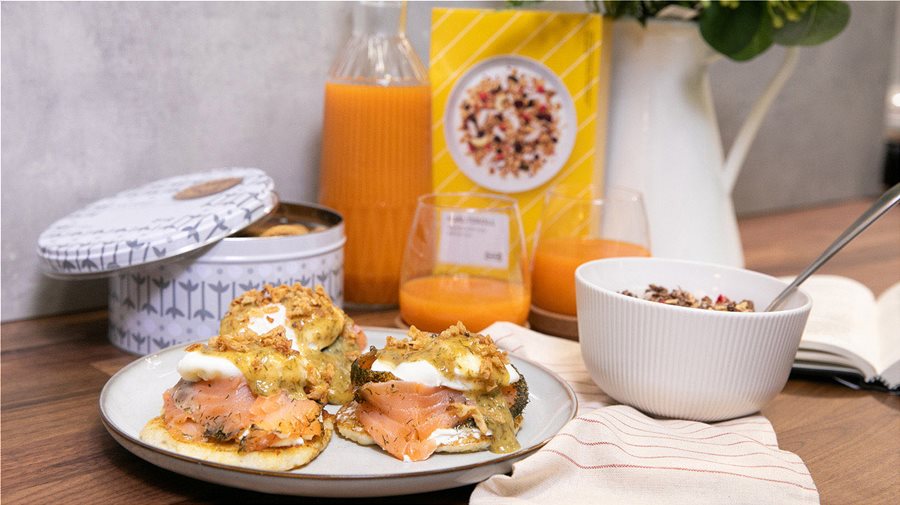 Eggs benedict with SAS SENAP mustard sauce, GANGLAT potato pancakes, and SJORAPPORT cured salmon