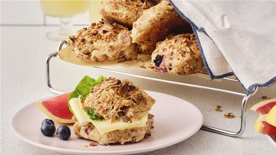 Overnight granola breakfast buns